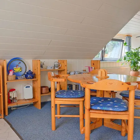 Neue Reihe 83a * Ostseebad Kühlungsborn